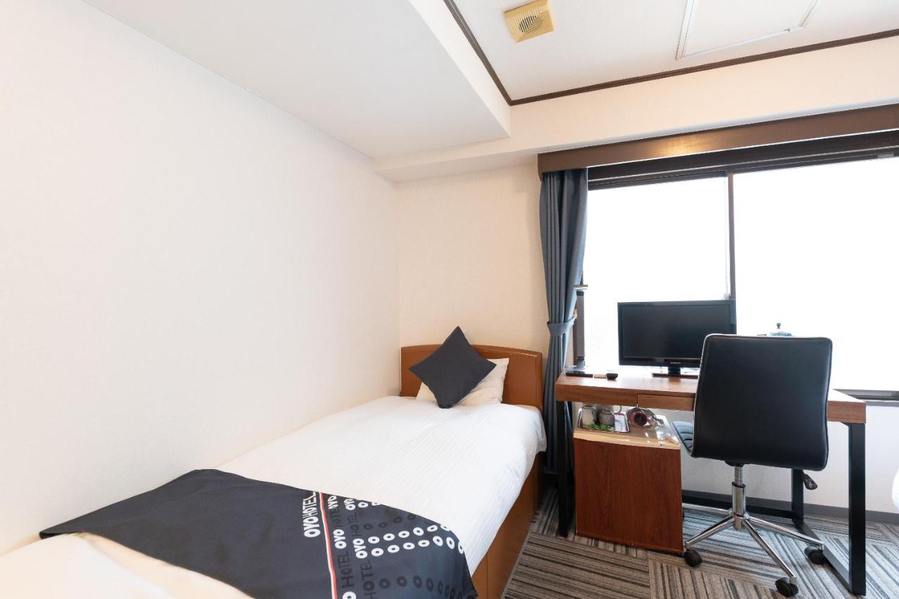 Oyo Hotel Ikebukuro Tokio Buitenkant foto